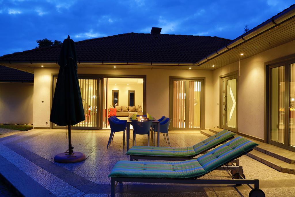 Hajnal Nyaralóház Balatonfenyves Exterior foto